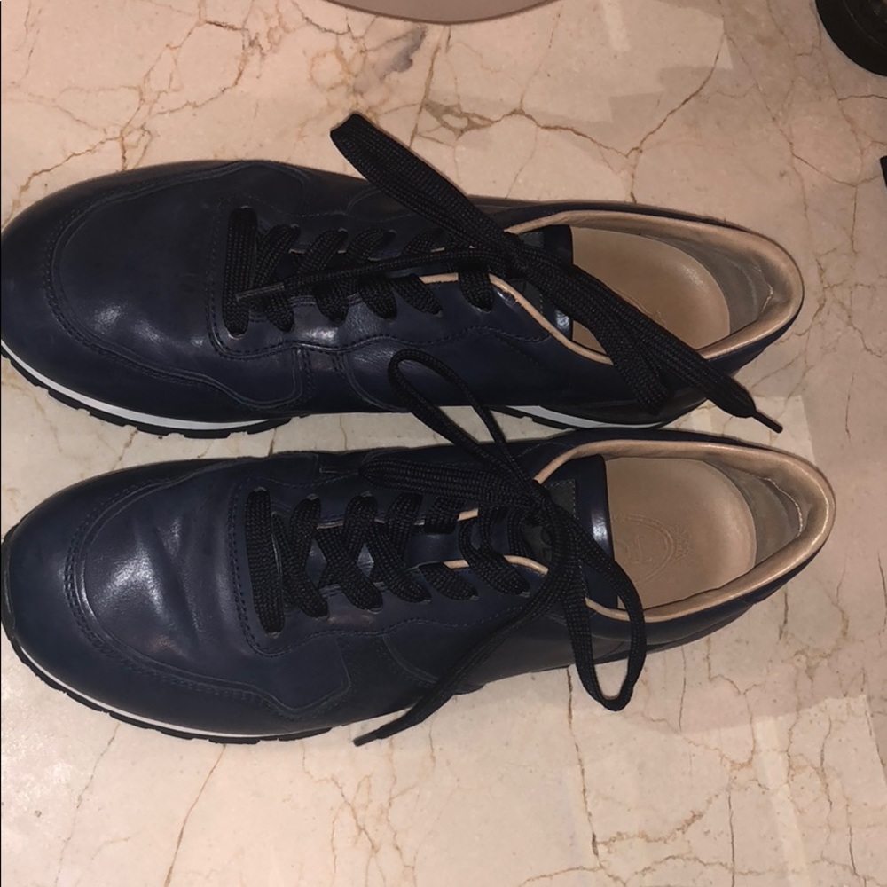 Tod’s blue sneakers